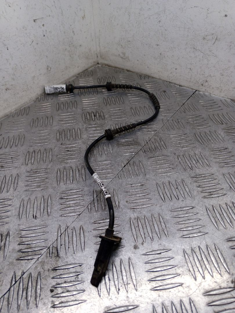 датчик ABS BMW X1 F48 2016, 2.0 л., B47 C20 A, дизель, МКПП, alpinweiß iii (300), внедорожник 5 дв., полный привод, правый руль, 34526858467, 6858467, 0265008850 - фото №1