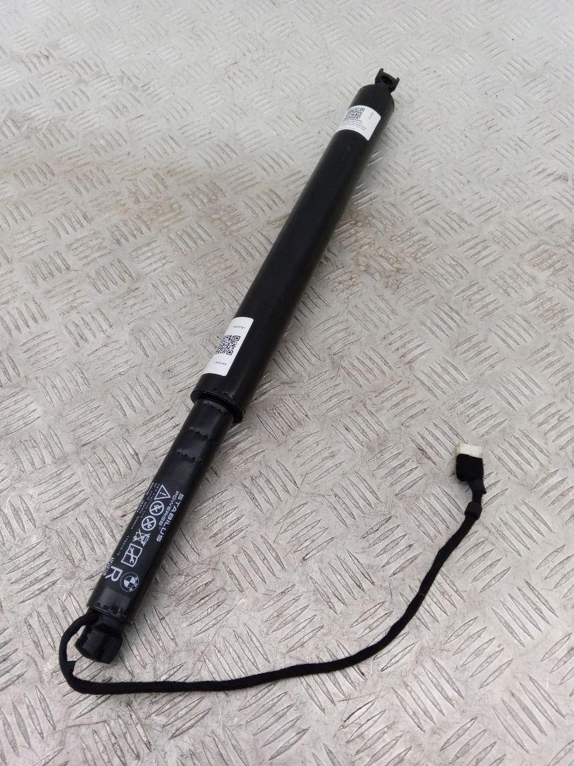 амортизатор крышки багажника (3-5 двери) BMW iX I20 2025, электро, белый, полный привод, правый руль, 5A635D4, 51245A635D4 - фото №1