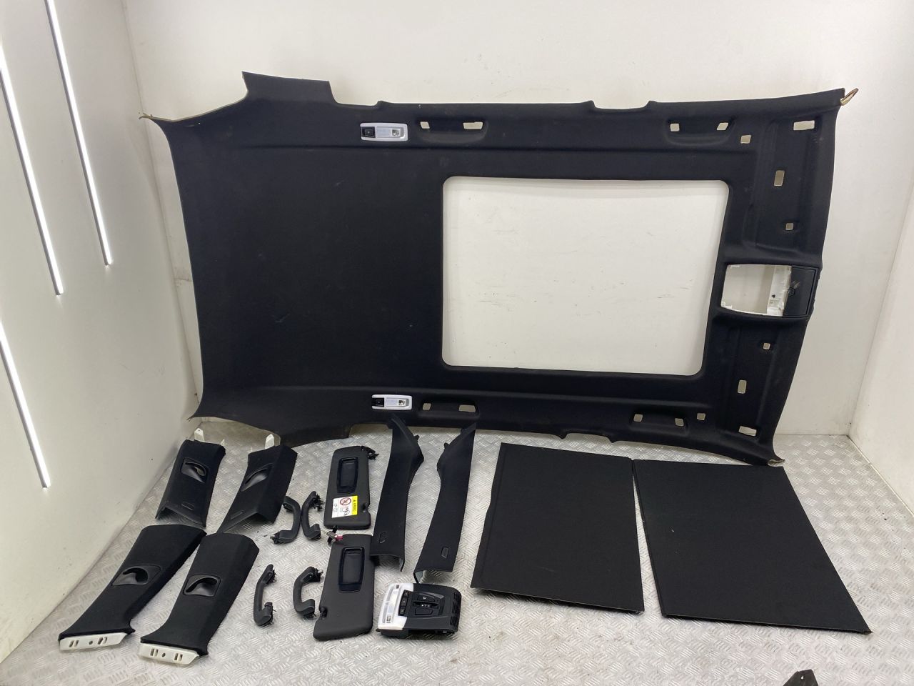 потолок BMW X5 F15 2017, 3.0 л., N57 D30 B, дизель, АКПП, carbonschwarz metallic (416), внедорожник 5 дв., полный привод, правый руль, 51448058899, 8058899 - фото №1