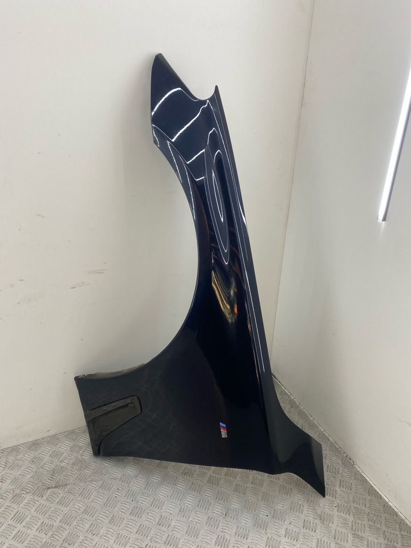 крыло переднее левое BMW 7 серия G11/G12 G11 2017, 3.0 л., B57 D30 A, дизель, АКПП, carbonschwarz metallic (416), седан, задний привод, правый руль, 41007427513, 7427513 - фото №1