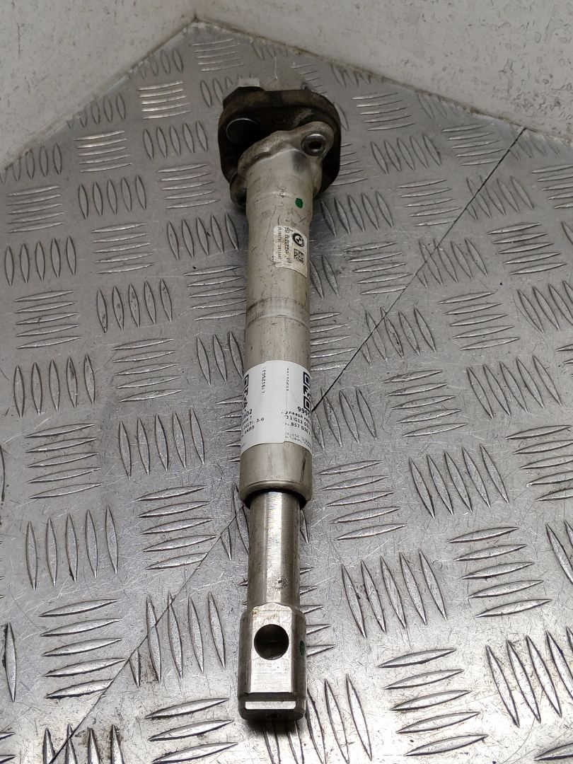 рулевой карданчик BMW 7 серия G11/G12 G11 2017, 3.0 л., B57 D30 A, дизель, АКПП, carbonschwarz metallic (416), седан, задний привод, правый руль, 32306862654, 6862654 - фото №1