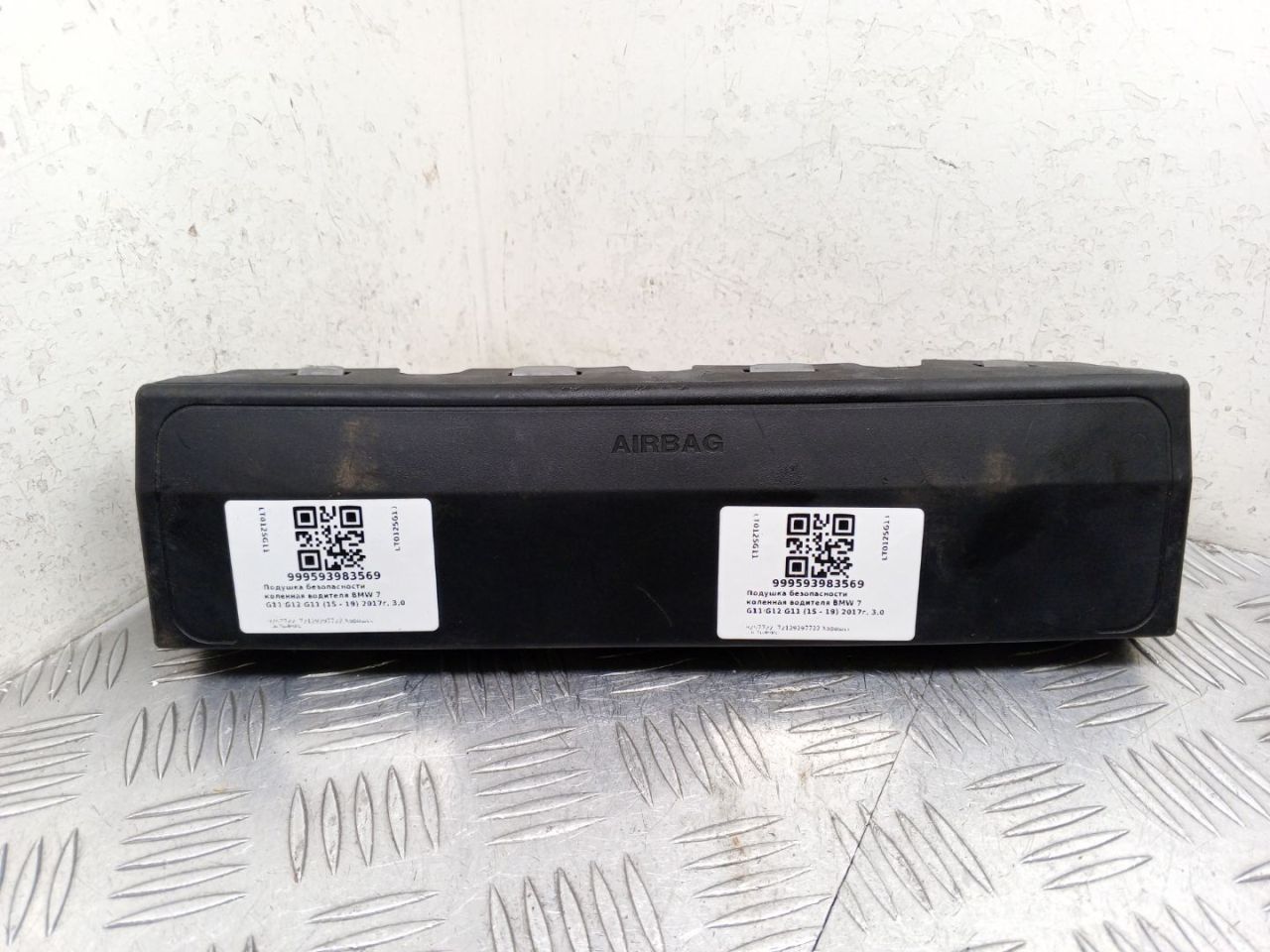 подушка безопасности коленная BMW 7 серия G11/G12 G11 2017, 3.0 л., B57 D30 A, дизель, АКПП, carbonschwarz metallic (416), седан, задний привод, правый руль, 72129297722, 9297722 - фото №1