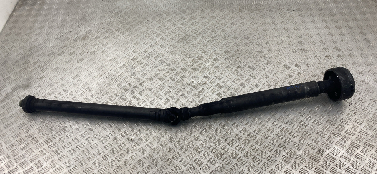 карданный вал BMW 5 серия F07/F10/F11 F10 2012, 2.5 л., дизель, АКПП, sophistog brillan metall (b90), седан, задний привод, правый руль, 26107629417, 7629417 - фото №1