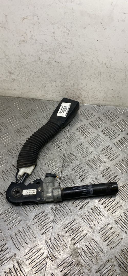 пиропатрон BMW 5 серия E60/E61 2005, 2.5 л., N52 B25, бензин, АКПП, titangrau (a36), седан, задний привод, правый руль, 7065848, 72117065848 - фото №1