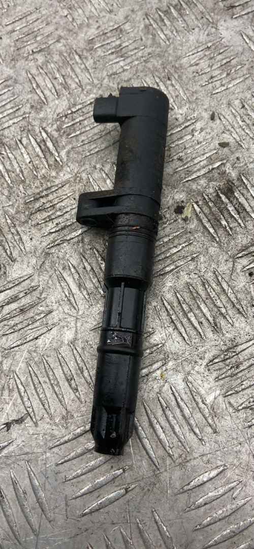 катушка зажигания Renault Megane 2 поколение 2006, 1.6 л., K4M 812, бензин, МКПП, 8200568671 - фото №1