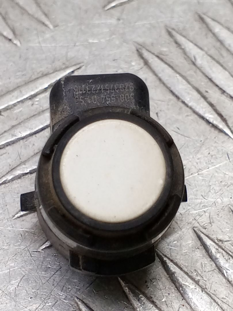 парктроник задний BMW X1 F48 2016, 2.0 л., B47 C20 A, дизель, МКПП, alpinweiß iii (300), внедорожник 5 дв., полный привод, правый руль, 66209283201 - фото №1