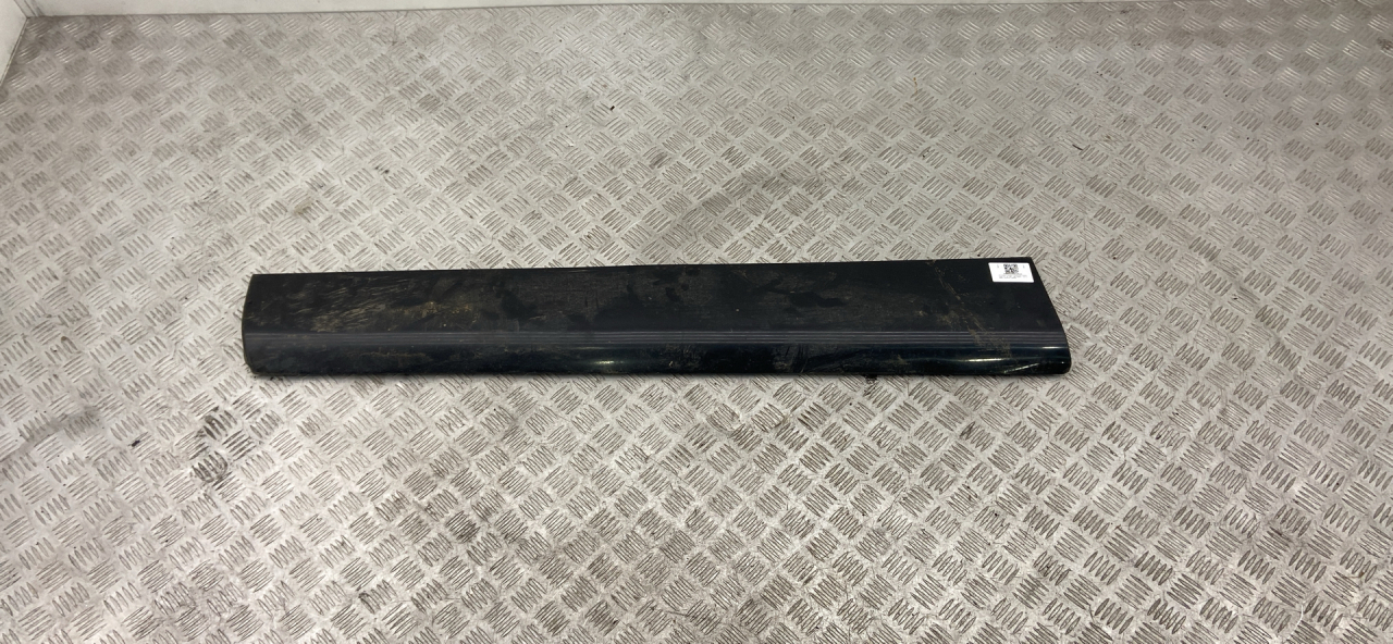 молдинг двери передней левой Audi Q7 4L 2007, 3.0 л., BUG, дизель, АКПП, полный привод, правый руль, 4L0853959 - фото №1