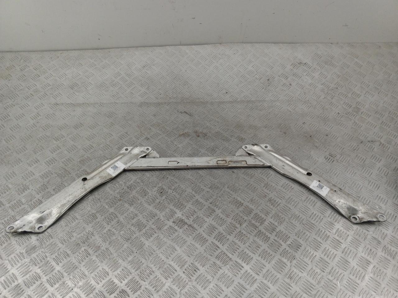 распорка стоек BMW 7 серия G11/G12 G11 2018, 3.0 л., B57 D30 A, дизель, АКПП, singapore grau metallic (b41), седан, полный привод, правый руль, 7453800, 51617453800 - фото №1