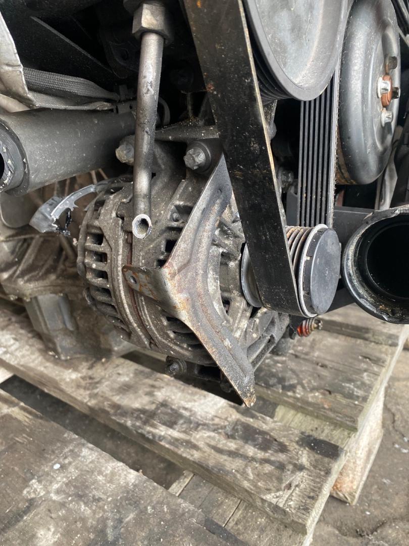 генератор Mercedes-Benz CLC-Класс 1 поколение 2008, 1.8 л., M 271.957, бензин, МКПП, A2711540802 - фото №1