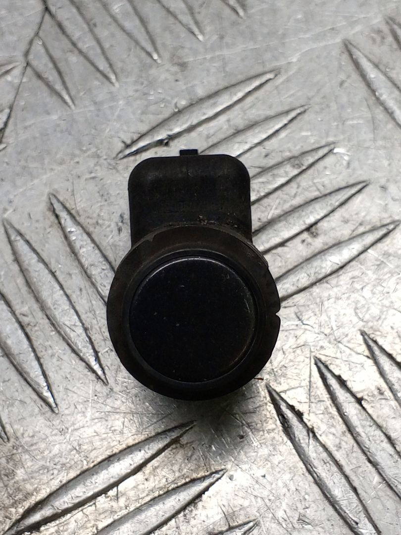 датчик парктроника BMW 5 серия F07/F10/F11 F10 2012, 2.5 л., дизель, АКПП, sophistog brillan metall (b90), седан, задний привод, правый руль, 9231283 - фото №1