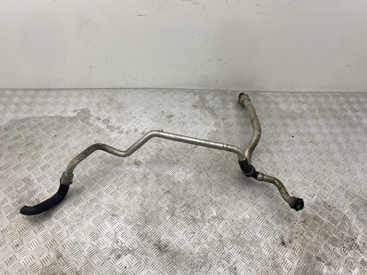 трубка охлаждающей жидкости Porsche 911 Carrera S 991 2014, 3.8 л., MA1.03, бензин, робот, серый, задний привод, правый руль, 911106015 - фото №1