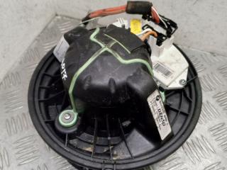 моторчик печки BMW 1 серия E81/E87 [рестайлинг] E87 2010, 2.0 л., N47 D20 D, дизель, МКПП, le-mans-blau metallic (381), хетчбэк 5 дв., задний привод, правый руль, 64116933664, 6933664