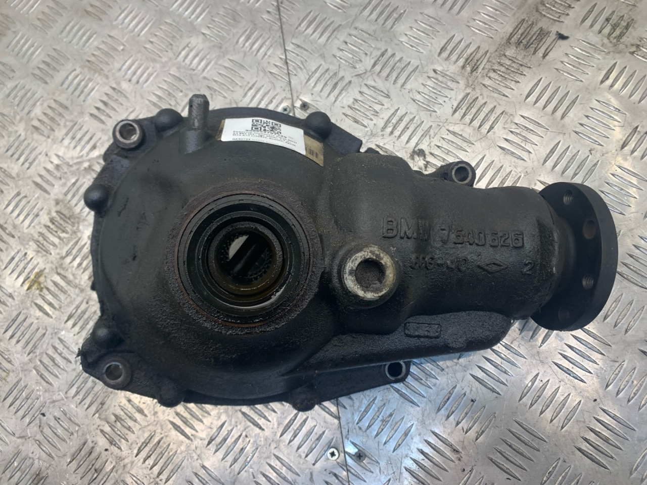 редуктор переднего моста BMW X3 E83 2006, 2.5 л., M54 B25 (256S5), бензин, АКПП, 31507549000, 7549000 - фото №1