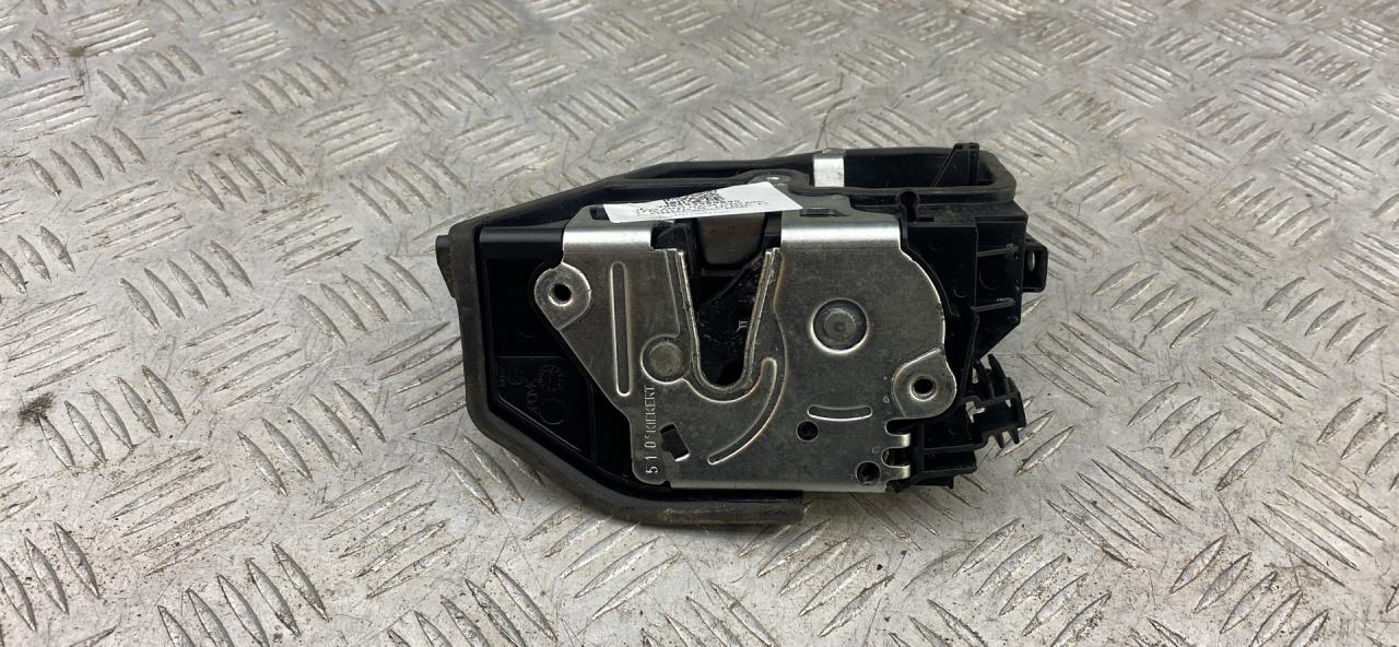 замок двери задней левой BMW 5 серия F07/F10/F11 F10 2012, 3.5 л., бензин, АКПП, black sapphire metallic (475), седан, полный привод, 7229459, 51227229459 - фото №1
