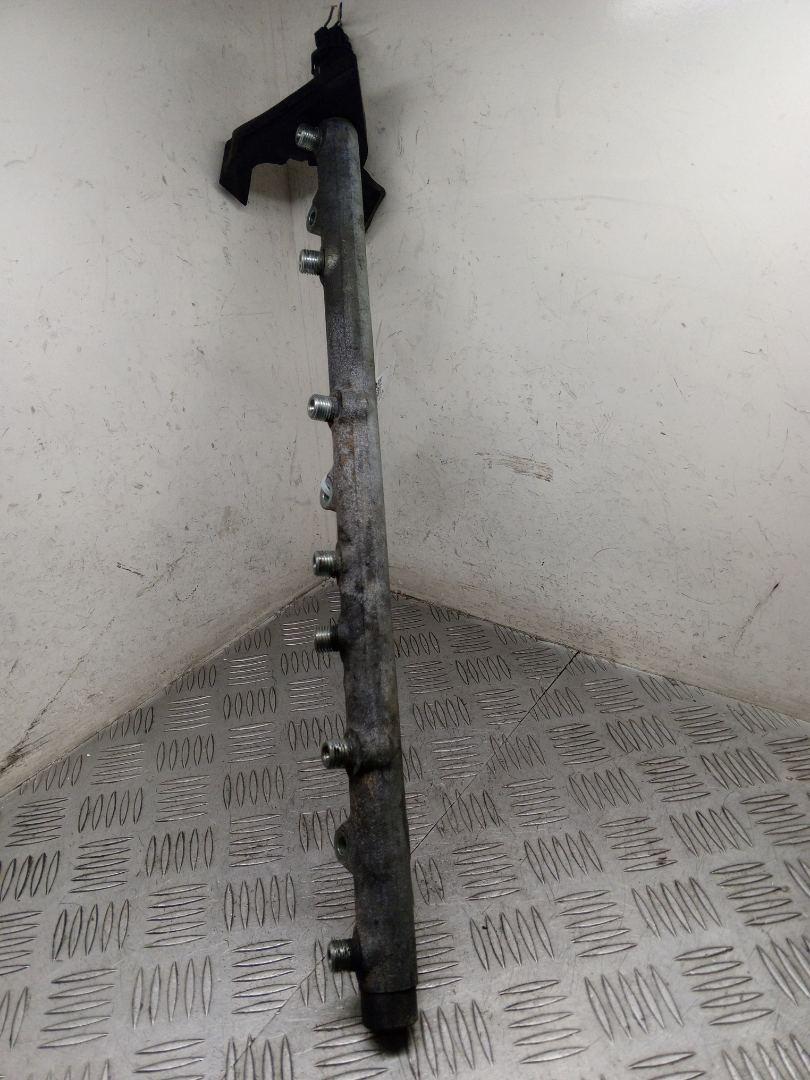 топливная рампа BMW 3 серия E46 2003, 3.0 л., M57 D30 (306D1), дизель, АКПП, задний привод, 0445216002, 0281002475 - фото №1