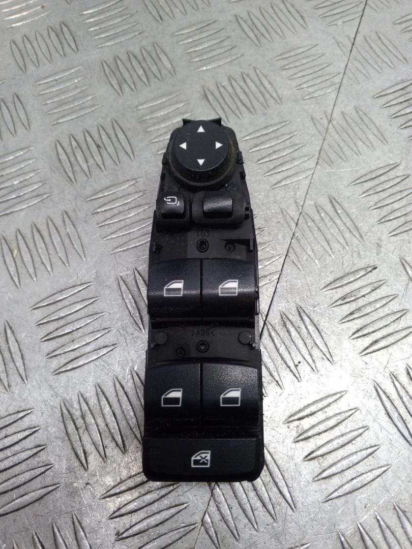 блок управления стеклоподъемниками BMW X5 F15 2018, 3.0 л., N57 D30 B, дизель, АКПП, black sapphire metallic (475), внедорожник 5 дв., полный привод, правый руль, 61319362116, 9362116 - фото №1