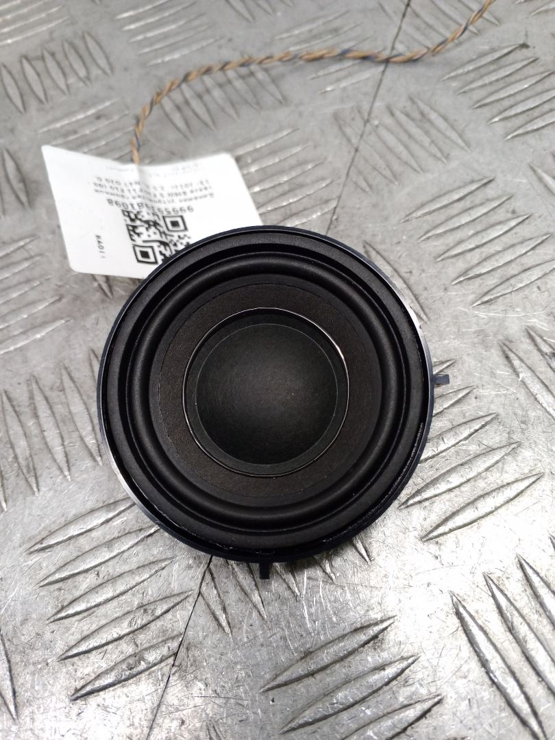 Динамик устройства громкой связи BMW 5 серия F07/F10/F11 F10 2012, 2.5 л., дизель, АКПП, sophistog brillan metall (b90), седан, задний привод, правый руль, 9151127, 65139151127 - фото №1