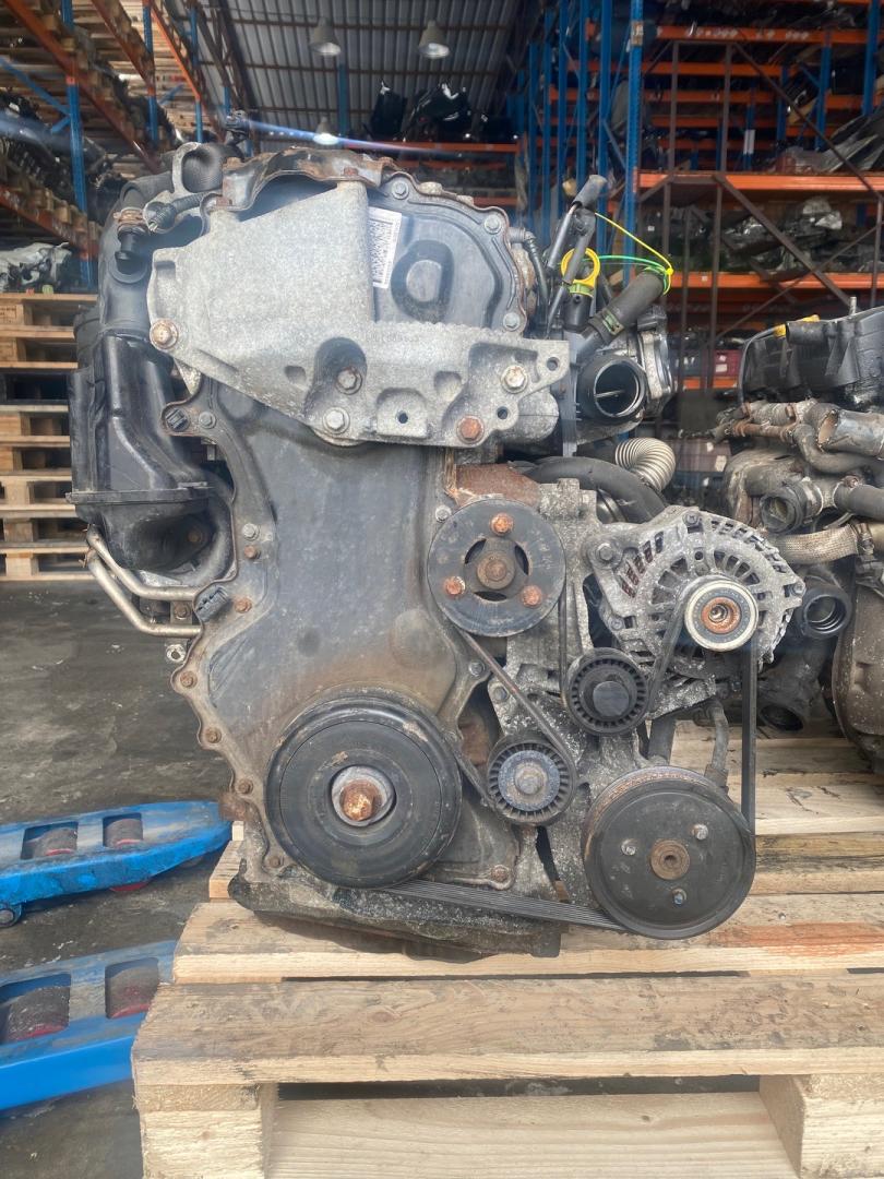 двигатель Renault Master 3 поколение 2011, 2.3 л., M9T 670, дизель, МКПП - фото №1