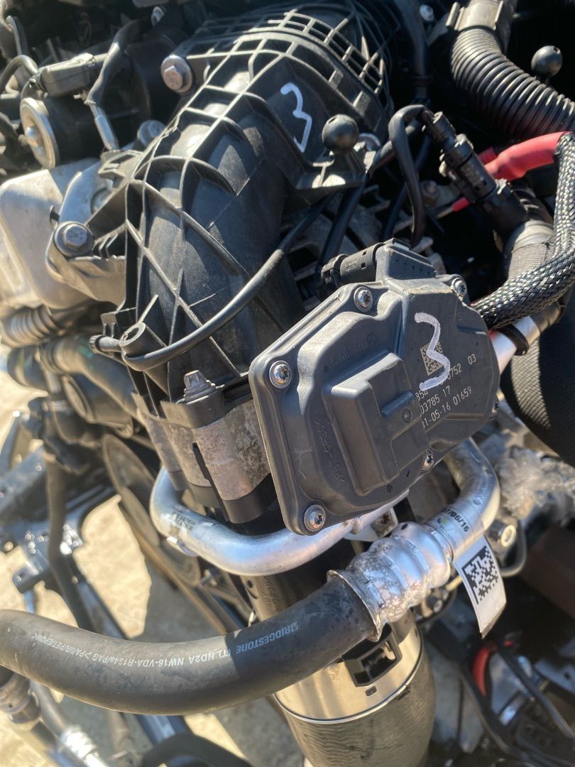 заслонка дроссельная BMW X5 F15 2017, 3.0 л., N57 D30 B, дизель, АКПП, carbonschwarz metallic (416), внедорожник 5 дв., полный привод, правый руль, 7810752, 13547810752 - фото №1