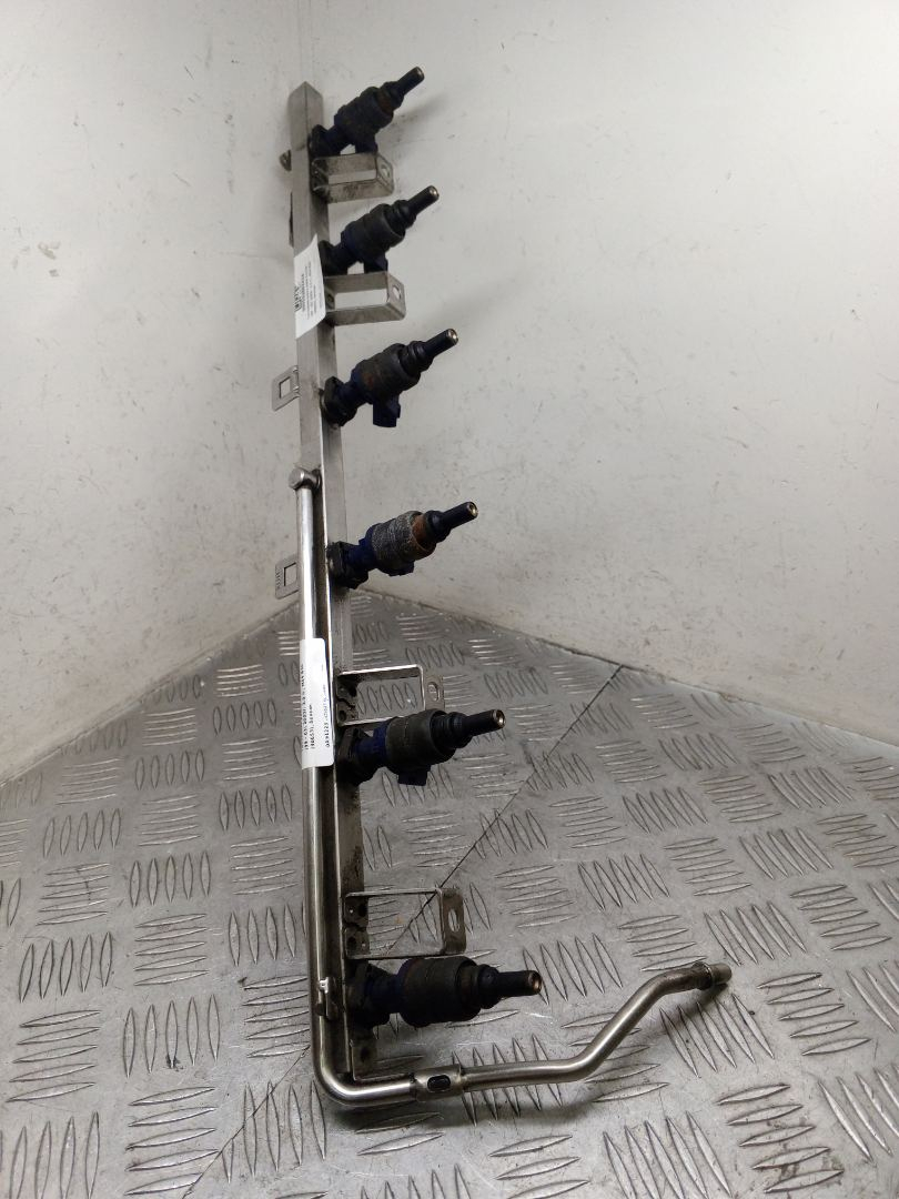 топливная рампа BMW X5 E53 2003, 3.0 л., M54 B30 (306S3), бензин, внедорожник 5 дв., 13531437442, 1437442, 1439827 - фото №1