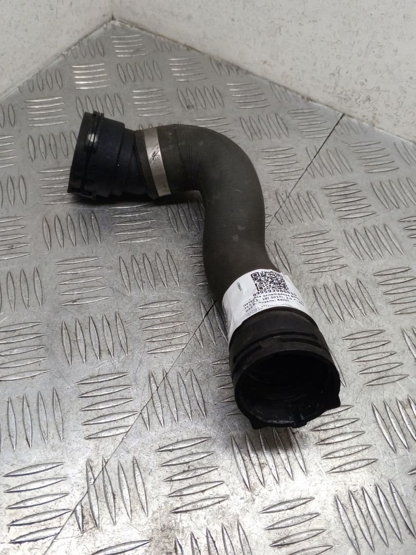 патрубок радиатора BMW X5 F15 2017, 3.0 л., N57 D30 B, дизель, АКПП, carbonschwarz metallic (416), внедорожник 5 дв., полный привод, правый руль, 17128517969, 8517969 - фото №1