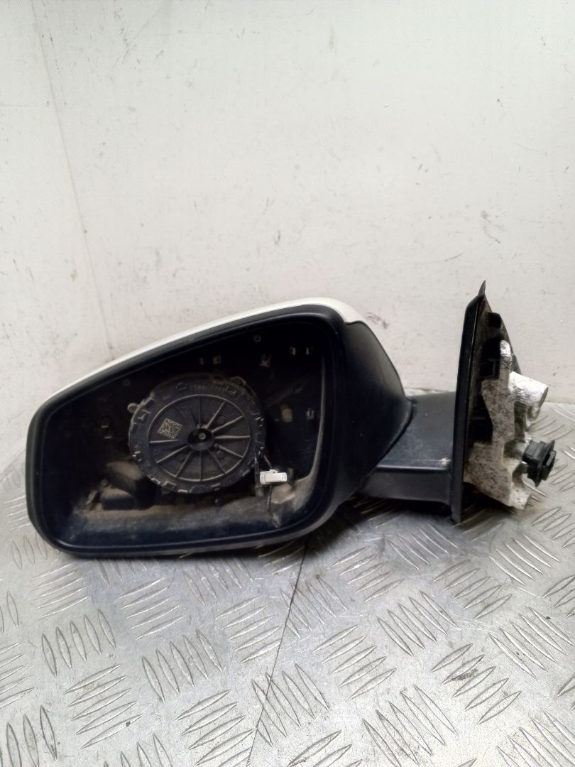 зеркало наружное левое BMW X1 F48 2016, 2.0 л., B47 C20 A, дизель, МКПП, alpinweiß iii (300), внедорожник 5 дв., полный привод, правый руль - фото №1