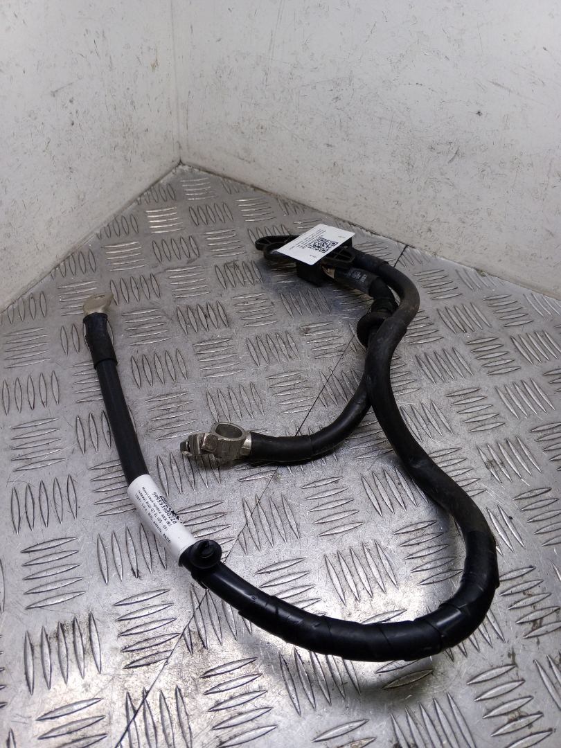 минусовой провод аккумулятора Audi Q7 4L 2007, 3.0 л., BUG, дизель, АКПП, полный привод, правый руль, 4L0971235 - фото №1