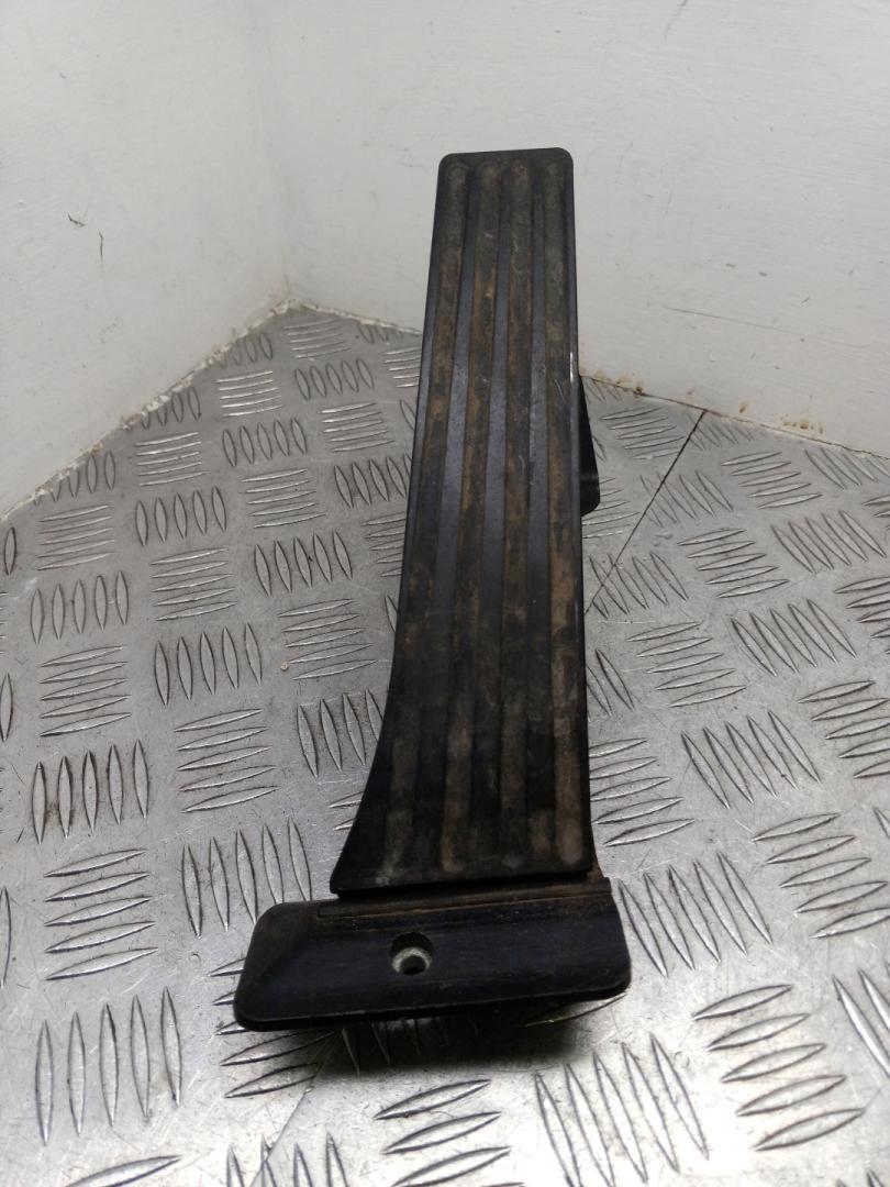педаль BMW X5 F15 2018, 3.0 л., N57 D30 B, дизель, АКПП, black sapphire metallic (475), внедорожник 5 дв., полный привод, правый руль, 35426853175, 6853175 - фото №1