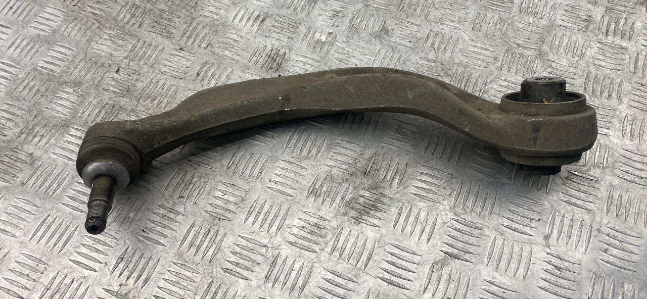 рычаг передний левый BMW 5 серия F07/F10/F11 2011, 3.0 л., N57 D30 A, дизель, АКПП, sophistog brillan metallic (a90), универсал, задний привод, правый руль - фото №1