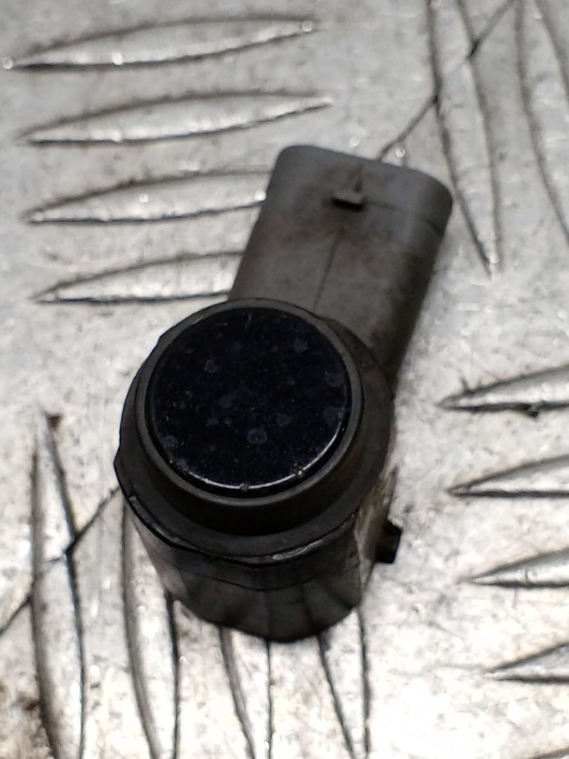 датчик парктроника Audi Q7 4L 2007, 3.0 л., BUG, дизель, АКПП, полный привод, правый руль, 3C0919275 - фото №1