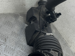 патрубок турбины BMW X3 G01 [рестайлинг] G01 2024, 2.0 л., B48 B20 A, бензин, АКПП, black sapphire, внедорожник 5 дв., полный привод, правый руль, 13718663614, 8663614