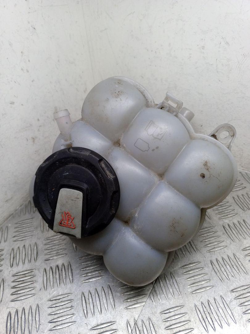 бачок расширительный Audi Q7 4M 2017, 3.0 л., дизель, внедорожник 5 дв., 4M0121405R - фото №1