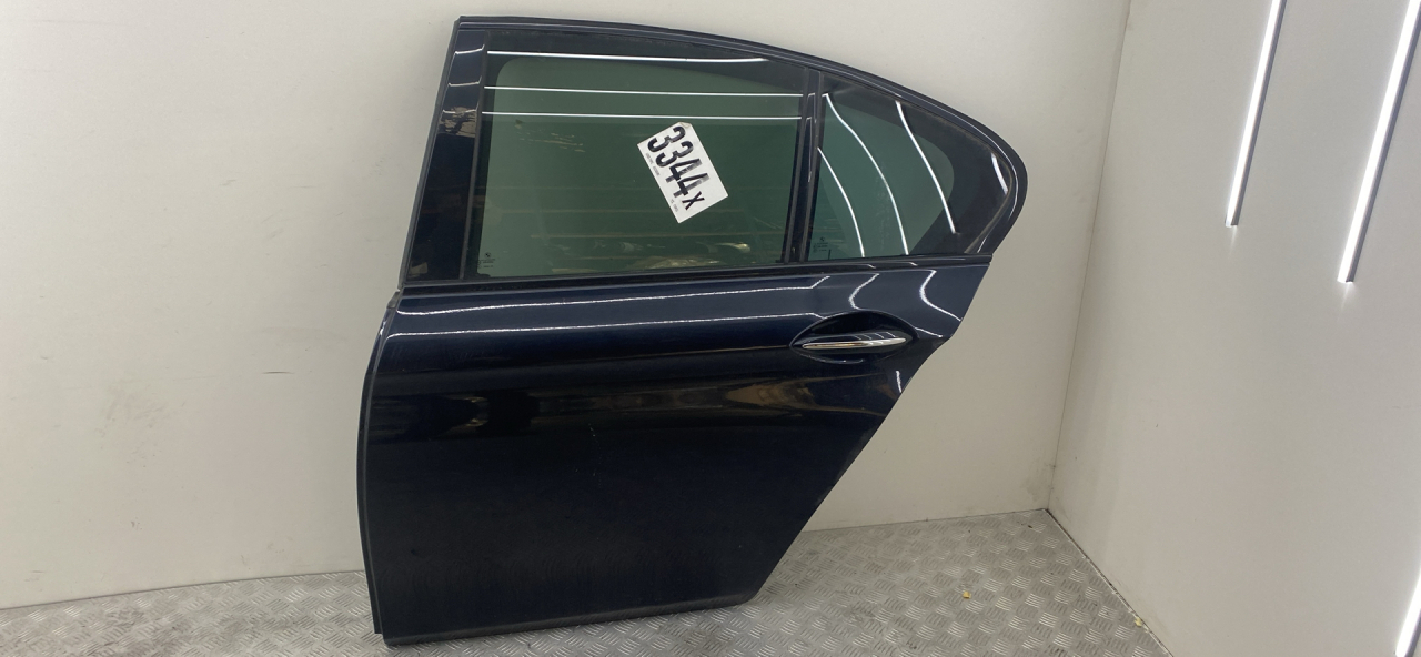 дверь задняя левая BMW 5 серия F07/F10/F11 F10 2011, 3.0 л., N57 D30 A, дизель, АКПП, carbonschwarz metallic (416), седан, задний привод, правый руль, 41007206113, 7206113 - фото №1