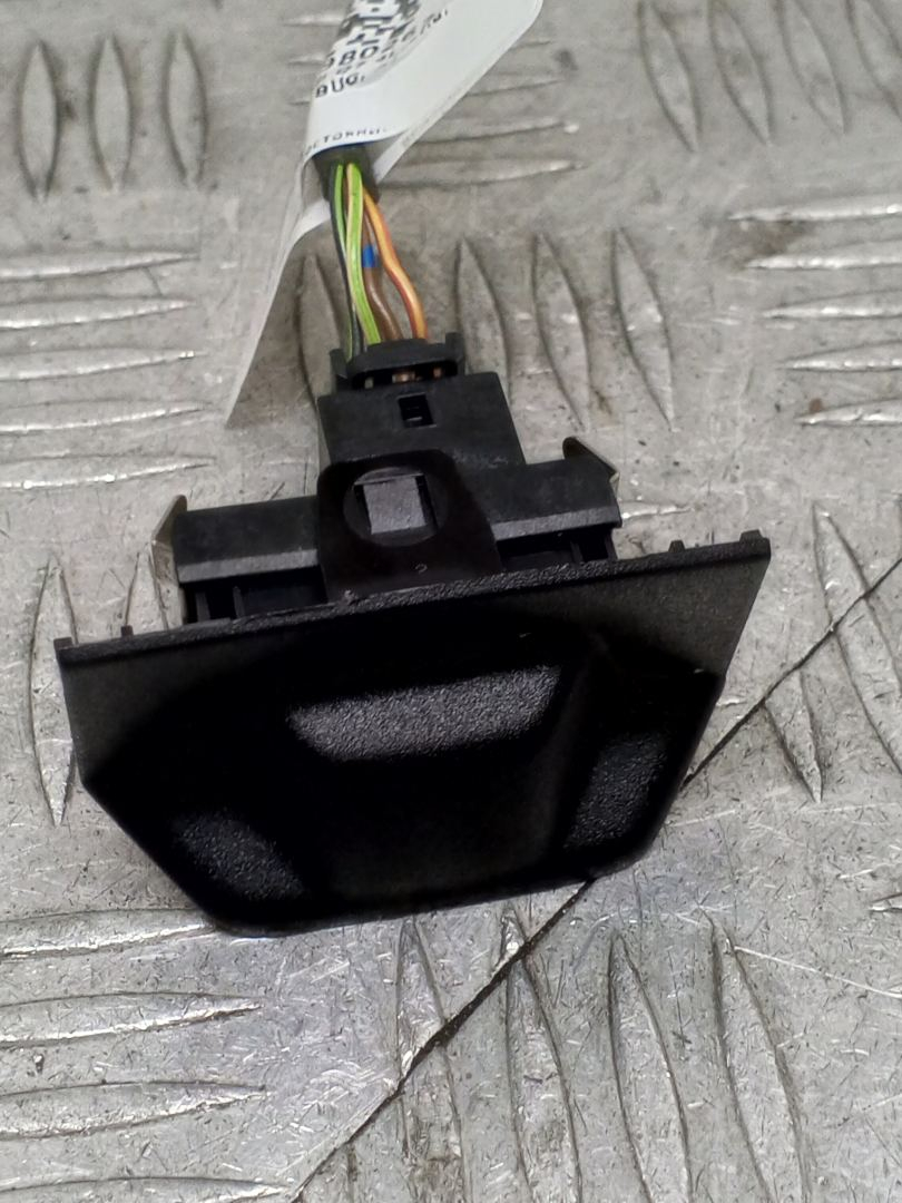 датчик света Audi Q7 4L 2007, 3.0 л., BUG, дизель, АКПП, полный привод, правый руль, 4L0907539B - фото №1