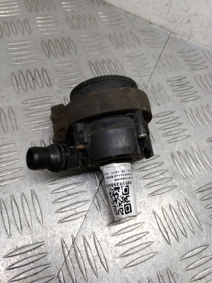 насос антифриза дополнительный BMW 7 серия G11/G12 G11 2017, 3.0 л., B57 D30 A, дизель, АКПП, carbonschwarz metallic (416), седан, задний привод, правый руль, 64219372723, 9372723 - фото №1