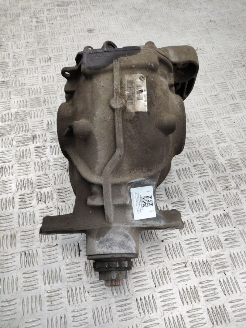 редуктор заднего моста BMW 5 серия F07/F10/F11 2011, 3.0 л., N57 D30 A, дизель, АКПП, sophistog brillan metallic (a90), универсал, задний привод, правый руль, 33107584456, 7584456 - фото №1
