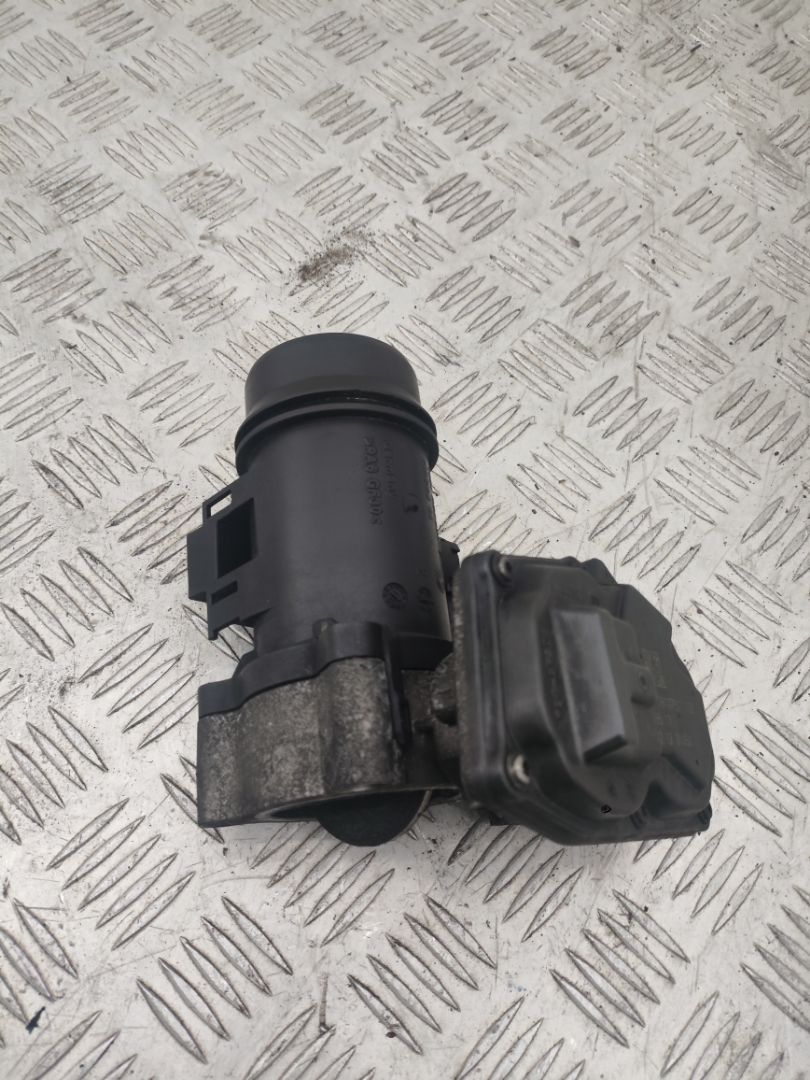 заслонка дроссельная BMW 5 серия F07/F10/F11 F10 2012, 2.5 л., дизель, АКПП, sophistog brillan metall (b90), седан, задний привод, правый руль, 7810752, 13547810752 - фото №1