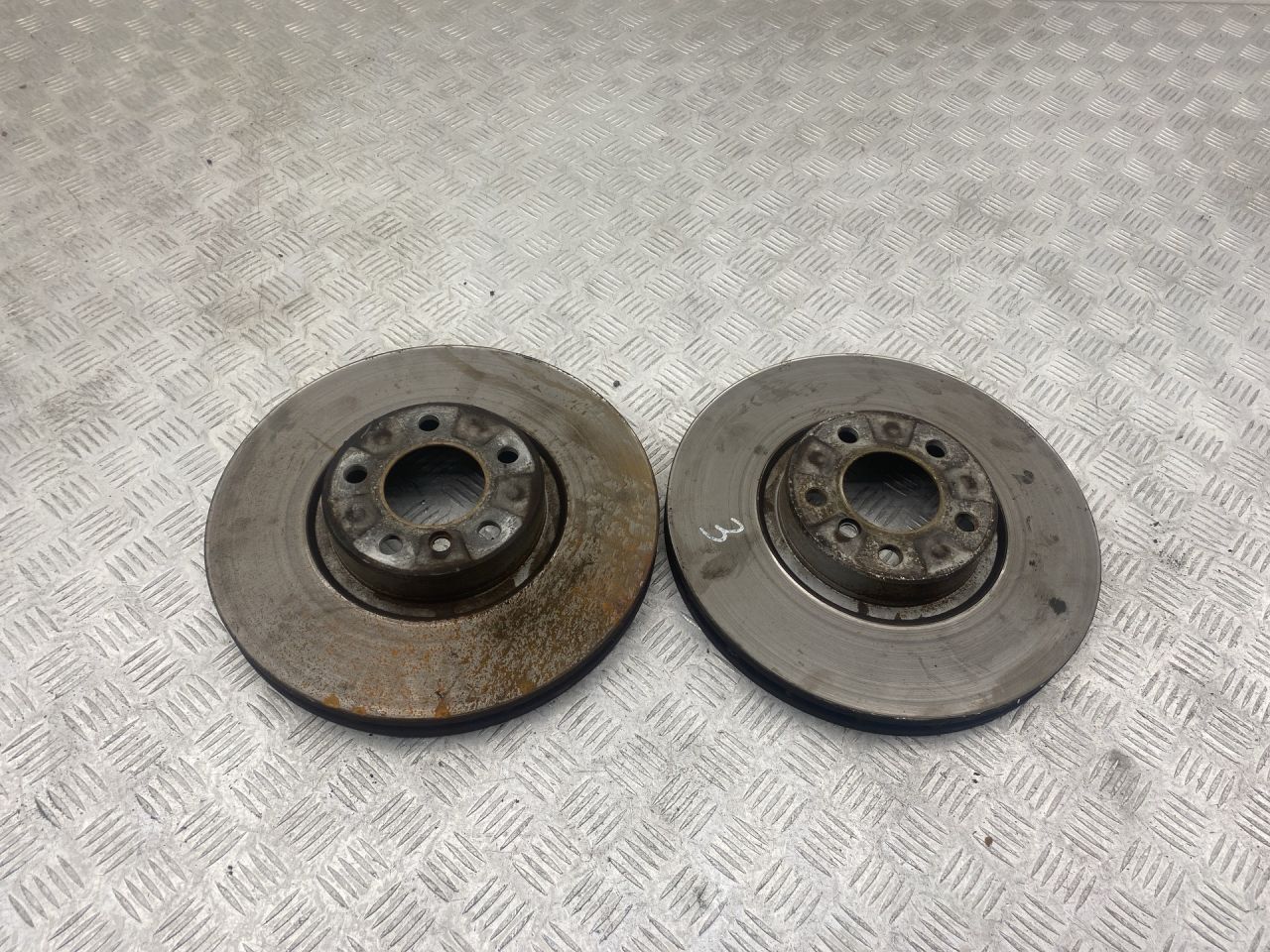 диск тормозной передний BMW X5 F15 2017, 3.0 л., N57 D30 B, дизель, АКПП, carbonschwarz metallic (416), внедорожник 5 дв., полный привод, правый руль, 34116886477, 6886477 - фото №1