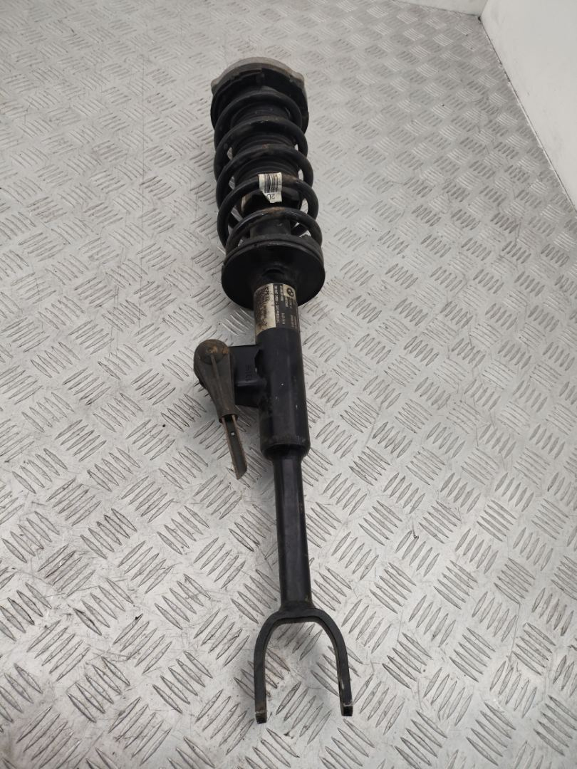 амортизатор передний правый BMW 5 серия G30/G31 G30 2020, 2.0 л., B48 B20 B, бензин, АКПП, sophistograu a90, седан, задний привод, правый руль, 31316866598, 6866598 - фото №1