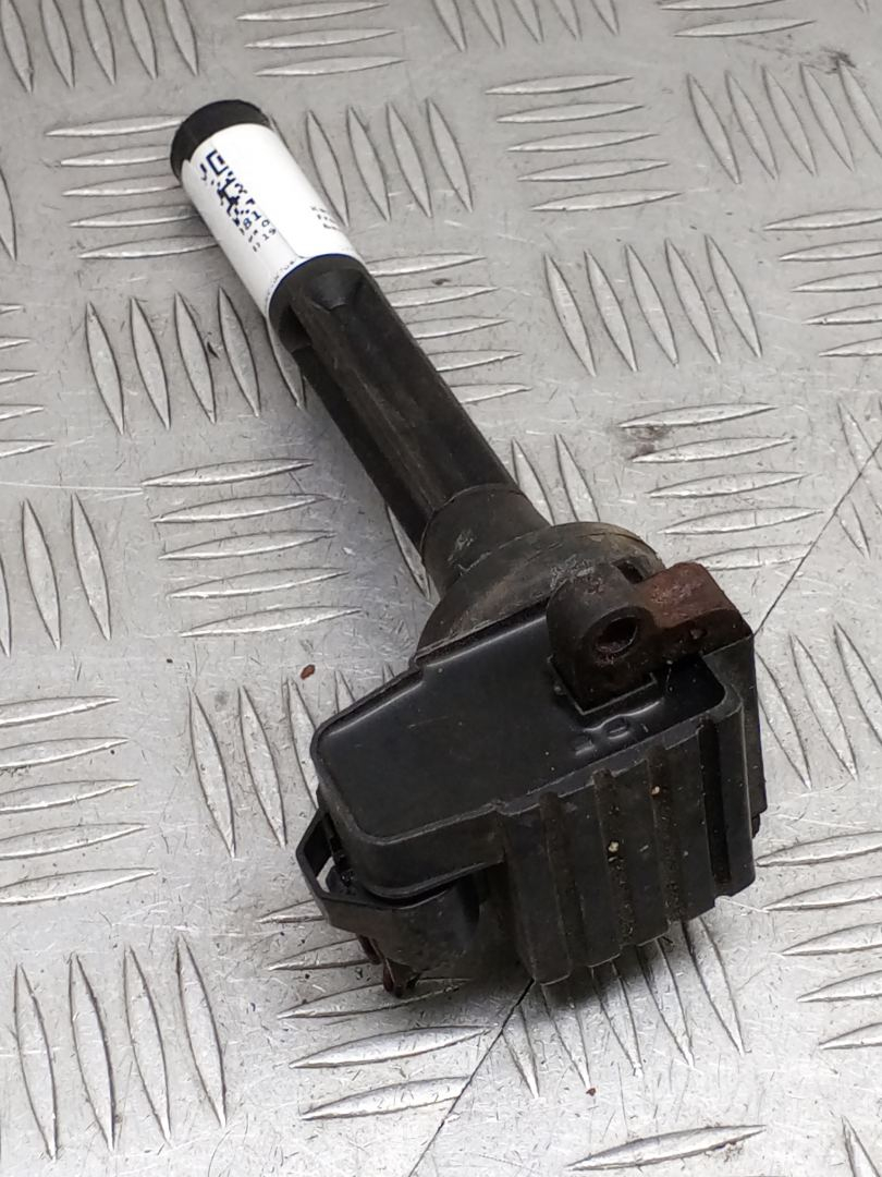 катушка зажигания Opel Frontera B 1999, 3.2 л., бензин, МКПП, 8971363250 - фото №1