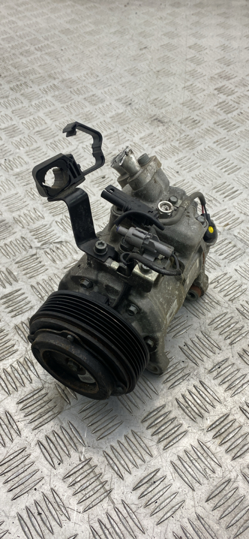 компрессор кондиционера BMW 5 серия F07/F10/F11 2011, 2.0 л., N47 D20 C, дизель, МКПП, 64529225703, 9225703, 6SBU14A, 64529223694, 9223694 - фото №1