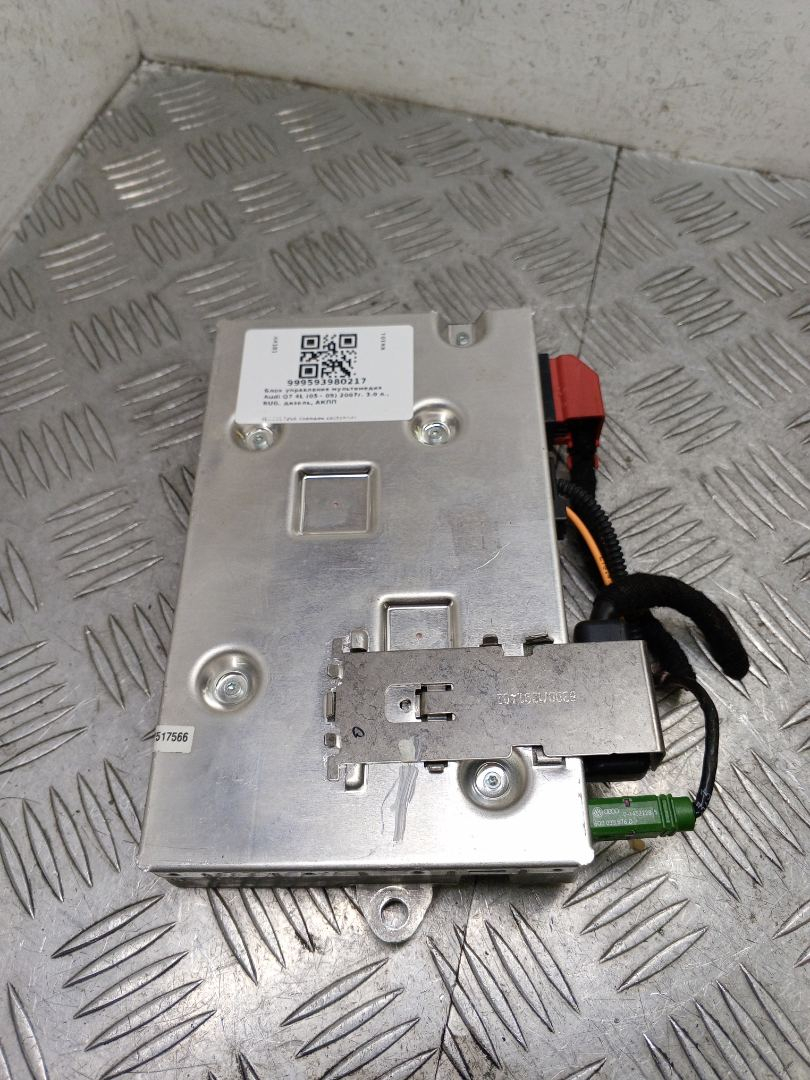 блок управления мультимедия Audi Q7 4L 2007, 3.0 л., BUG, дизель, АКПП, полный привод, правый руль, 4E0035729A - фото №1