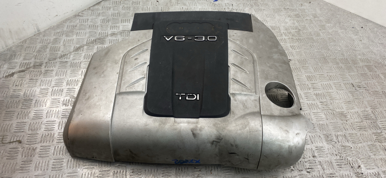 декоративная крышка двигателя Audi Q7 4L 2007, 3.0 л., BUG, дизель, АКПП, полный привод, правый руль, 4L0103925 - фото №1