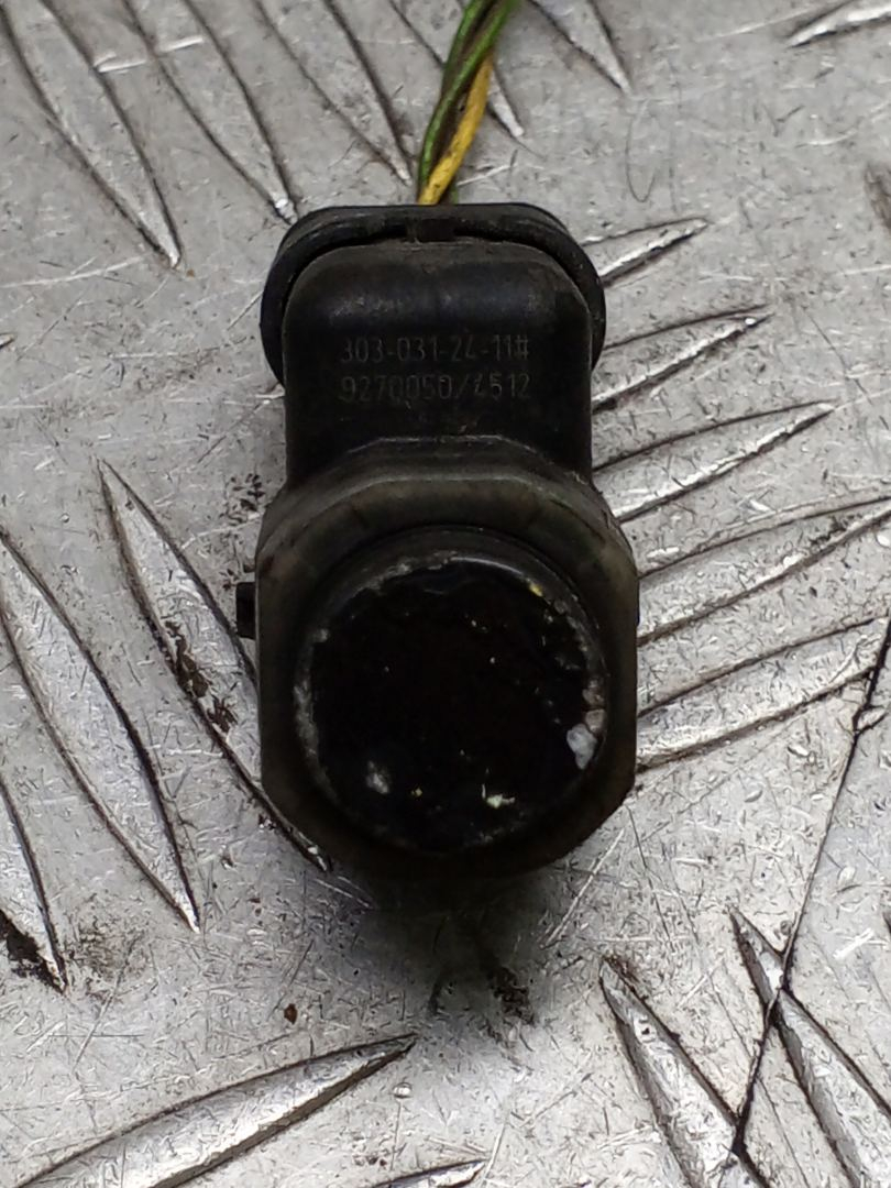 датчик парктроника BMW 5 серия F07/F10/F11 F10 2012, 2.5 л., дизель, АКПП, sophistog brillan metall (b90), седан, задний привод, правый руль, 9231283 - фото №1