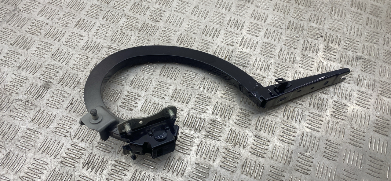 петля крышки багажника BMW 7 серия G11/G12 G11 2017, 3.0 л., B57 D30 A, дизель, АКПП, carbonschwarz metallic (416), седан, задний привод, правый руль, 7357116 - фото №1