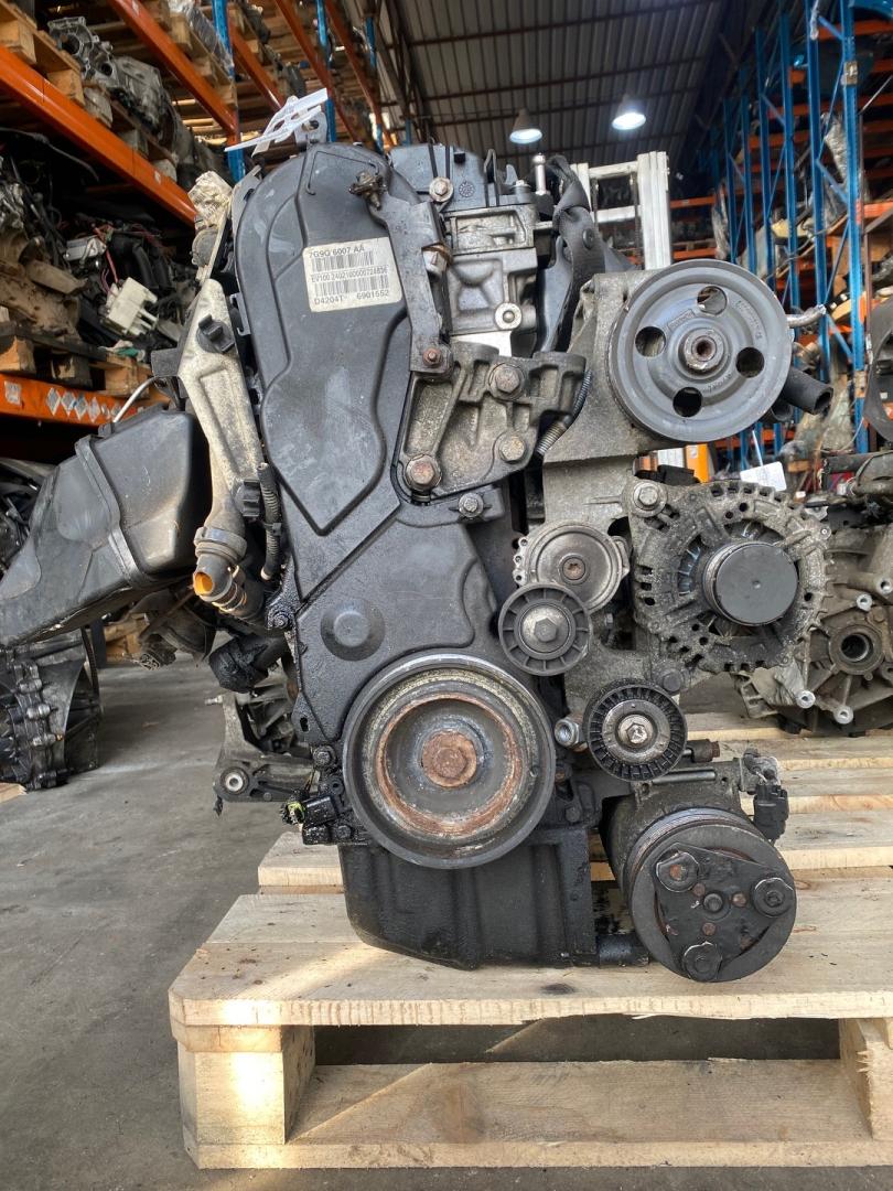 двигатель Ford Mondeo 4 поколение 2010, 2.0 л., LPBA, дизель, МКПП, LPBA - фото №1