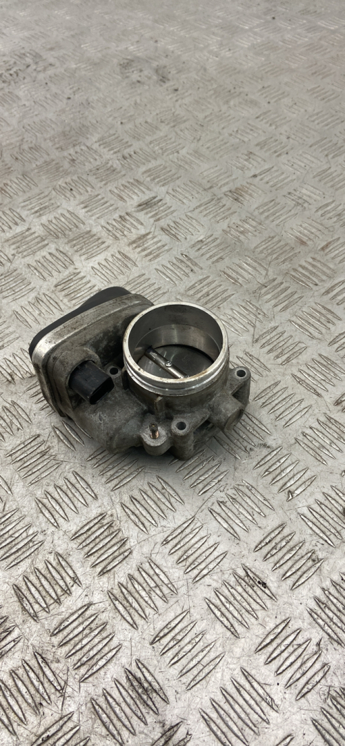 заслонка дроссельная BMW 3 серия E46 2002, 2.5 л., M54 B25 (256S5), бензин, МКПП, 7502444, 13547502444, 1354750244405 - фото №1