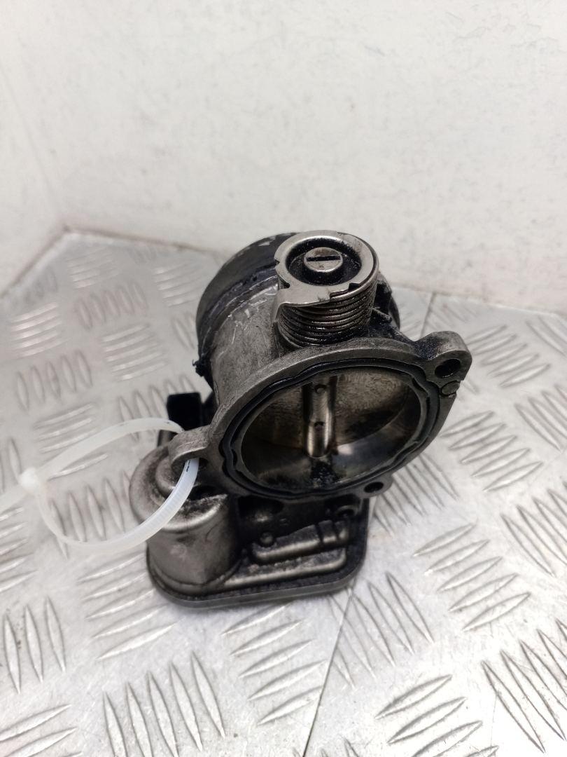 заслонка дроссельная BMW 5 серия E60/E61 2007, 3.0 л., M57 D30 (306D3), дизель, МКПП - фото №1