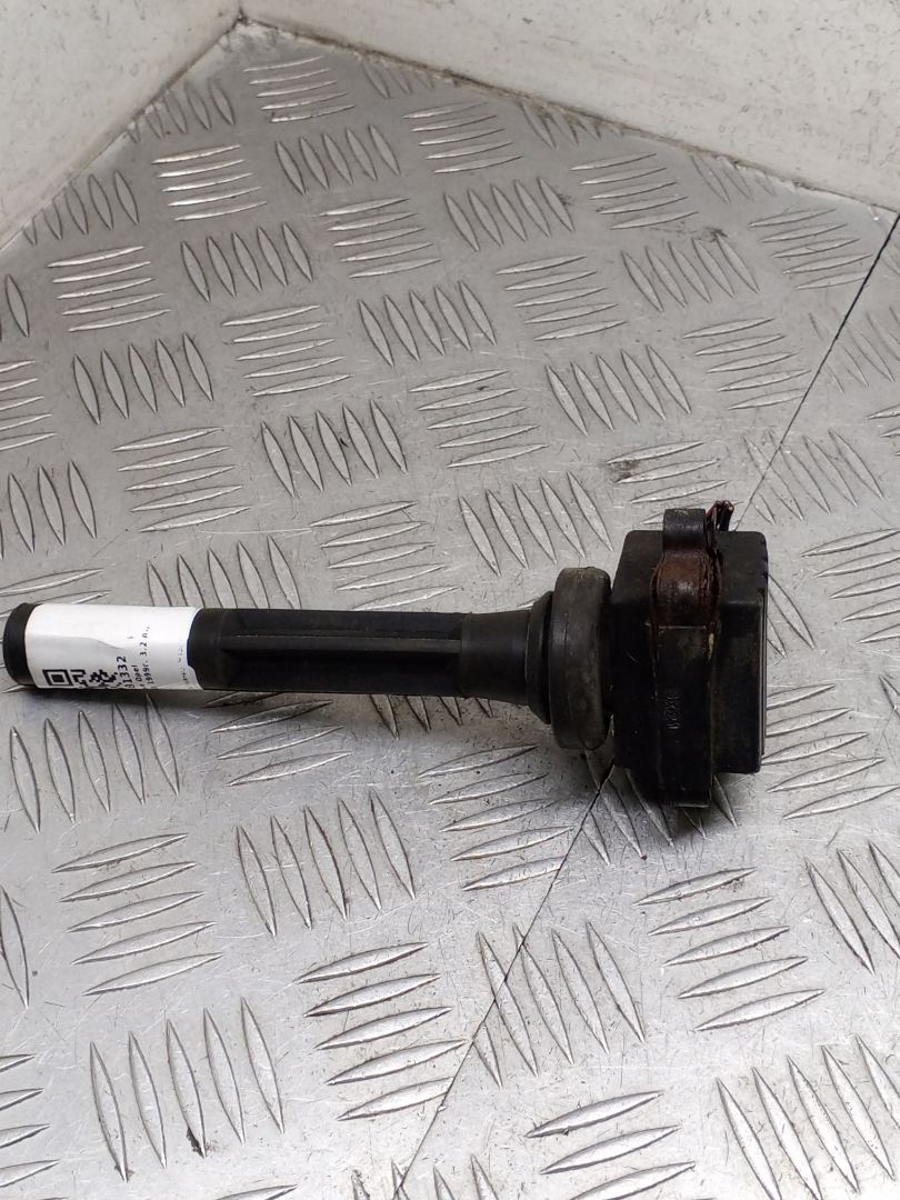 катушка зажигания Opel Frontera B 1999, 3.2 л., бензин, МКПП, 8971363250 - фото №1