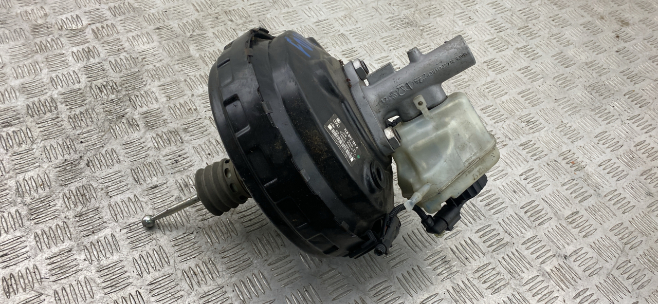 вакуумный усилитель тормозов Audi Q7 4L 2007, 3.0 л., BUG, дизель, АКПП, полный привод, правый руль, 7L8612101A - фото №1